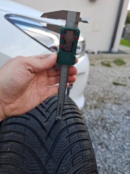 Zimné pneumatiky BFGoodrich 225/45 R17 - 12