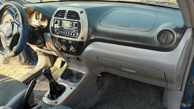Toyota RAV4 2.0 VVTi benzin 4x4,Taliansko BEZ KOROZIE, - 12