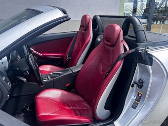 Mercedes-Benz SLK 350 AMG Line - 12