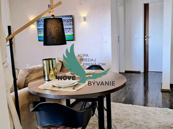 CHORVÁTSKO, OSTROV VIR  NA PREDAJ ŠTÝLOVÝ APARTMÁN S VÝHĽADO - 12