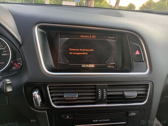 Audi Q5 3.2FSI QUATTRO - 12