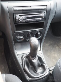 Škoda Octavia Tour 1.6 MPI, benzín, 2009 – 22 219 km - 12