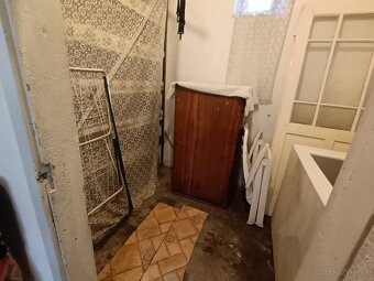 Ponúkame Vám na predaj rodinný dom v obci Csobád - 12