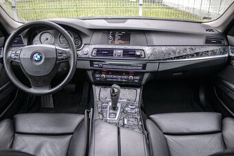 BMW Rad 5 530d xDrive A/T - 12