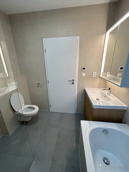 4 izbový rodinný dom na prenájom Sucany/hradiska - 12