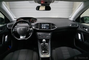 Peugeot 308 2.0 HDi 110kw M6 ALLURE - 12