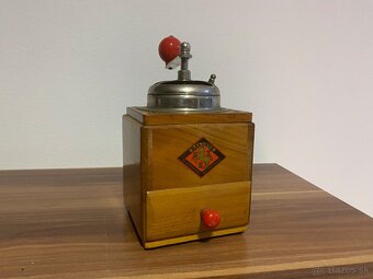 Mlynčeky na kávu, cena za kus - 12