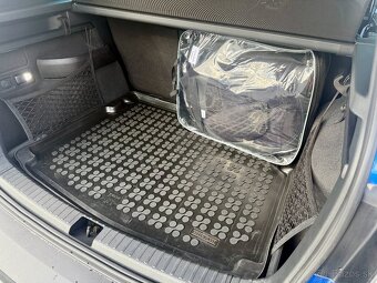 Škoda Karoq 1.6 TDI Live DSG - 12