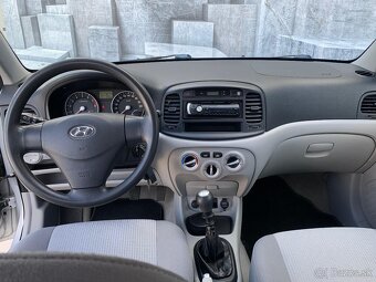 Hyundai Accent 1.4i, 71KW - 12