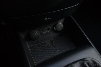 Hyundai i30 CW 1.4i MPI CVVT Classic AC - 12
