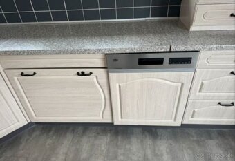 Venkovská kuchyňská linka s vestavěnými spotřebiči,5627 - 12