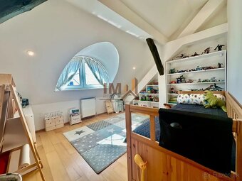 PREDAJ EXKLUZÍVNY VEĽKOMETRÁŽNY 4i MEZONETOVÝ BYT S BALKÓNOM - 12