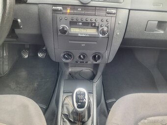 Predam škoda fabia combi 1.9 tdi elegance r.v 2002 - 12