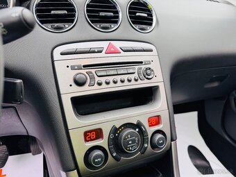 Peugeot 308 1.6Hdi Panorama - 12