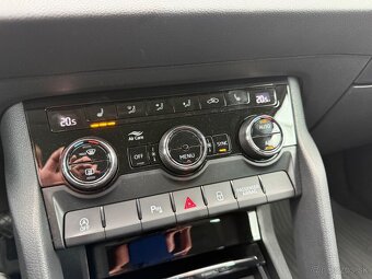 Škoda Karoq 1.0 TSI Ambition DSG - 12