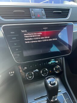 Predam Škoda Superb Scout Facelift 2.0 TDI DSG 4x4 - 12