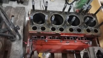 Blok motora zetor 6301 - 12