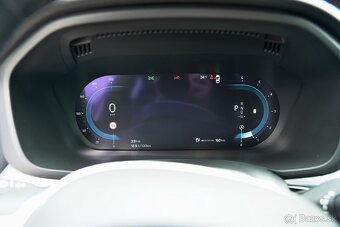 ⏩ Volvo XC60 2.0 B4 mHEV Momentum AWD A/T - 12