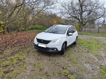 Peugeot 2008 1.2 PureTech  Style  SUV - 12