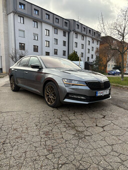 Skoda Superb Sportline 2.0TDi - 12