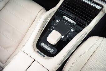Mercedes-Benz GLE 400d 4Matic AMG Line / SK vozidlo / Záruka - 12