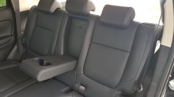 Predám Mitsubishi Outlander 2,0 Benzín - 12