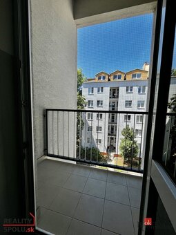 Zrekonštruovaný 2 izbový tehlový byt vo výbornej lokalite, B - 12