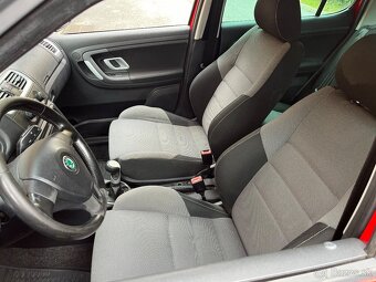 Škoda Fabia II Sportline - 12