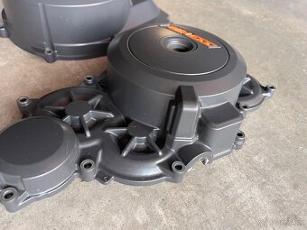 ktm superduke superadventure 1190 1290 duke 690 kryt motora - 12