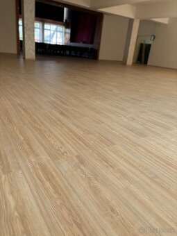 Pokládka plávajúcej podlahy + interiérové dvere - 12