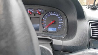 Volkswagen Golf IV 1.9 TDI (74 kW), r. 2002 - 12