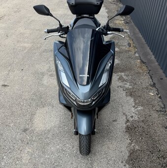 NA PREDAJ Honda PCX 125 - 12