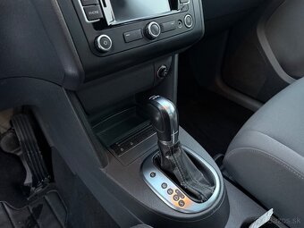 VW TOURAN 2.0TDI DSG 7-miestny - 12
