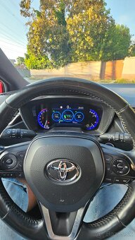 Toyota Corolla TS 1.8 Hybrid Executive (2019) - 12
