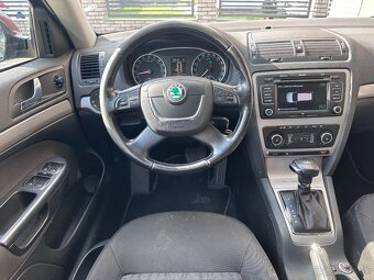 Škoda Octavia 2.0 TDI DSG Elegance - 12
