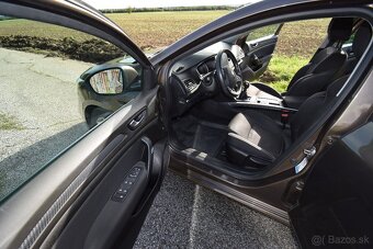 Renault Megane Grand Coupe TCe 115 GPF (85kW), benzín - 12