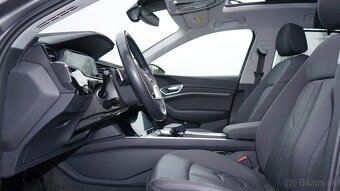 Audi e-tron 55 quattro S-Line | 300 kW (408 PS) - 12