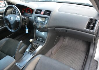 Honda Accord 2.20 - 12