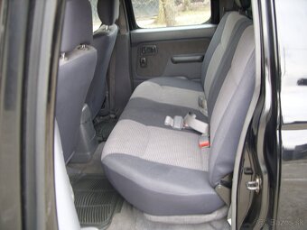 NISSAN NAVARA 2,5 DCI 4x4 - 12