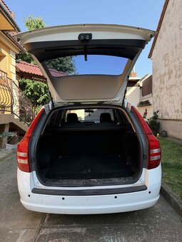 Kia Ceed - 12