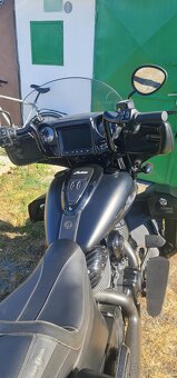 Indian Roadmaster Dark Horse - 12