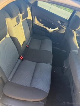 Predám Ford mondeo - 12