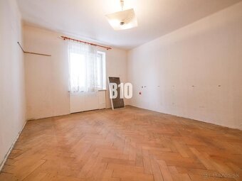 2 izbový byt - pôvodný stav - TEHLA - centrum - 12