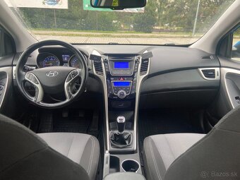 Hyundai i30 CW 1.6i MPI, 88kW, M6 - 12