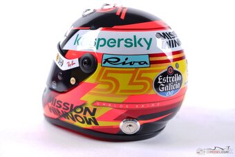 HELMY Ferrari 1:2 Leclerc -orig.podpisy,Sains Vettel - 12