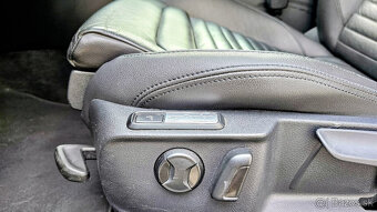 Volkswagen Passat Variant 2.0 TDI 110kW Highline 7/2015 - 12