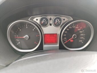 Predám Ford C -Max - 12