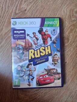 Xbox 360 + kinect - 12