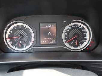 Hyundai i20 1.2i 62kW COMFORT CLUB TAŽNÉ ZÁRUKA ČR 1MAJITEL - 12