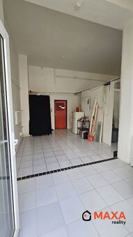 Komerčné priestory na predaj - Prievidza - 12